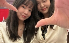 晚上又叫又疼的打扑克